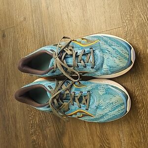 Saucony Guide size 12